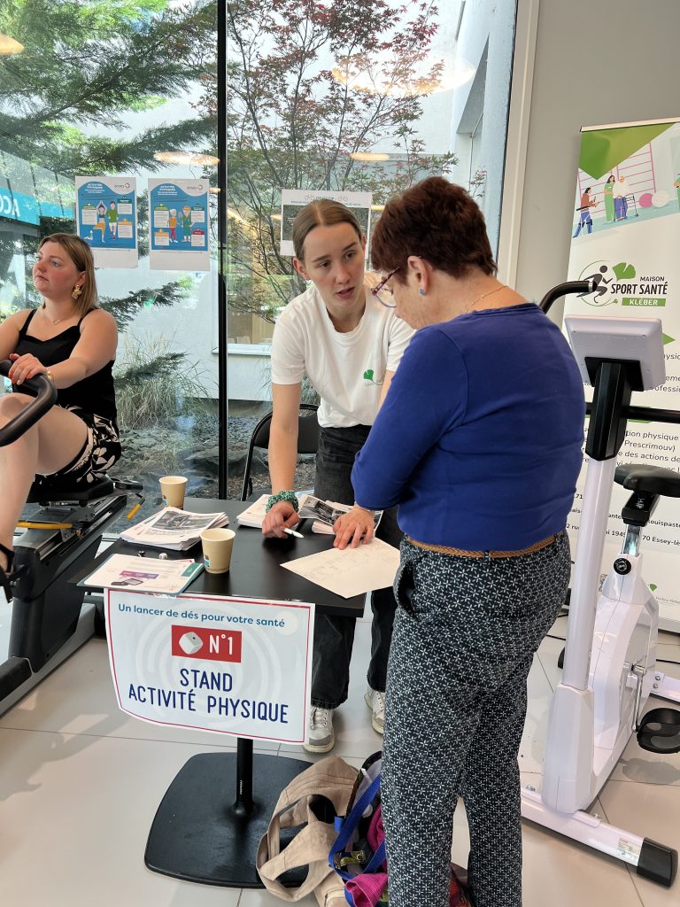 Stand activité physique lors de la journée de dépistage de l'hypertension artérielle