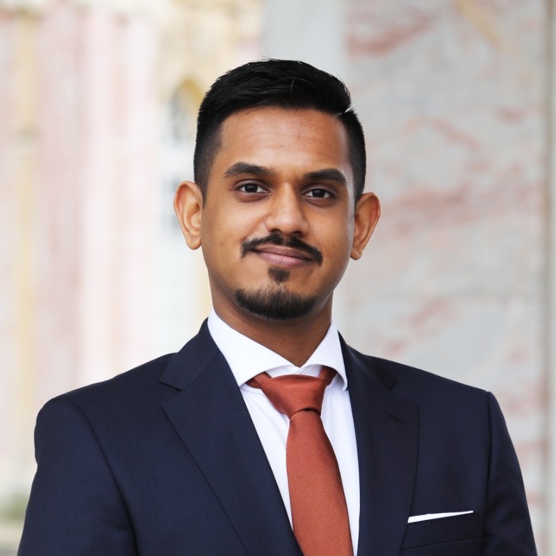Dr MOHAMED Farzaad